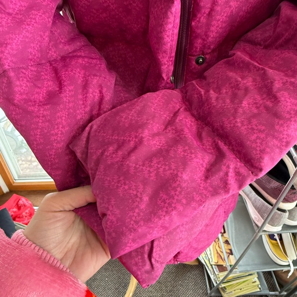Columbia Women's Magenta Puffer Coat - Picture 3 of 11